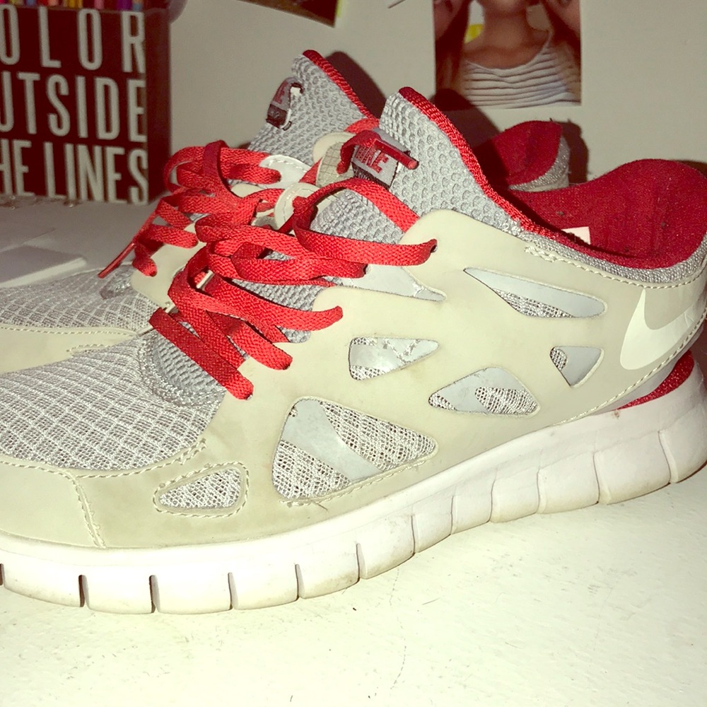 Nike free run 2 lightly worn sneakers